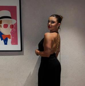 607010902: Chica busca chico en Almería