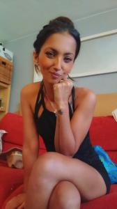 604343595: Chica busca chico en Barcelona