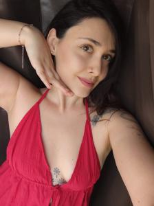 694213838: Chica busca chico en Cantabria