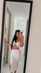 661144131: Chica busca chico en Málaga