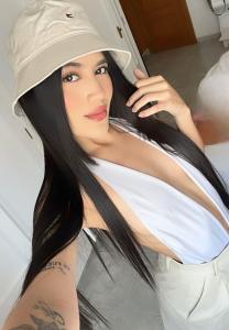 643457305: Chica busca chico en Mallorca