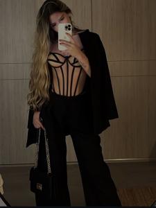 742037269: Chica busca chico en Menorca