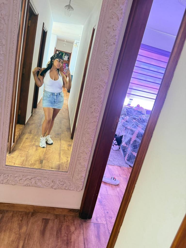 Chica busca chico en Mallorca: Chica busca chico