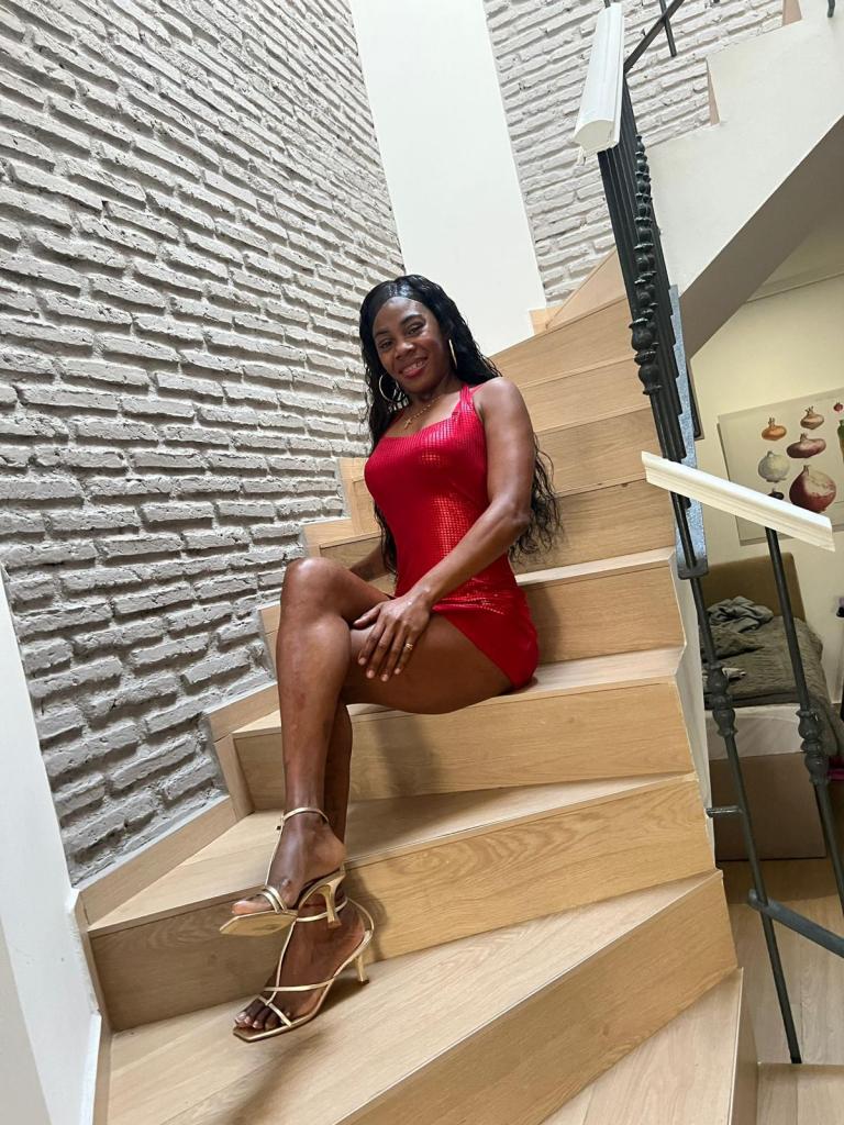 Chica busca chico en Cádiz: 