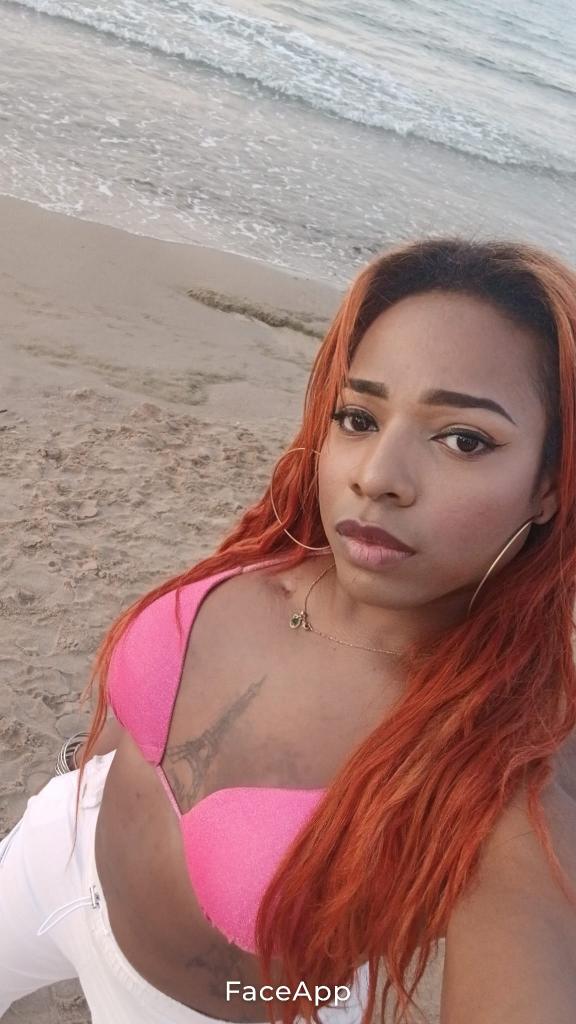 672569891: Transexual en Valencia