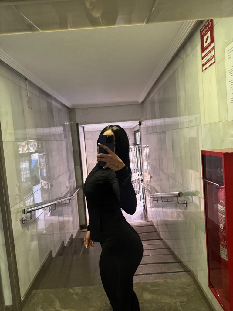 Chica busca chico en Almería: 