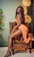 641183633: Chica busca chico en Barcelona