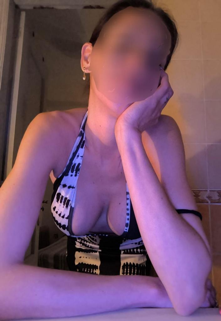 Chica busca chico en Cádiz: 