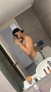 673124940: Chico busca chica en Valencia