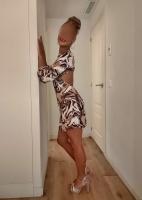 722400916: Chica busca chico en Madrid