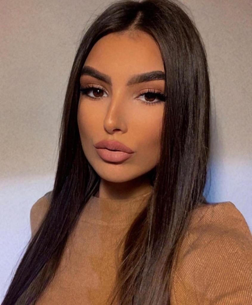 668169811: Chica busca chico en Málaga