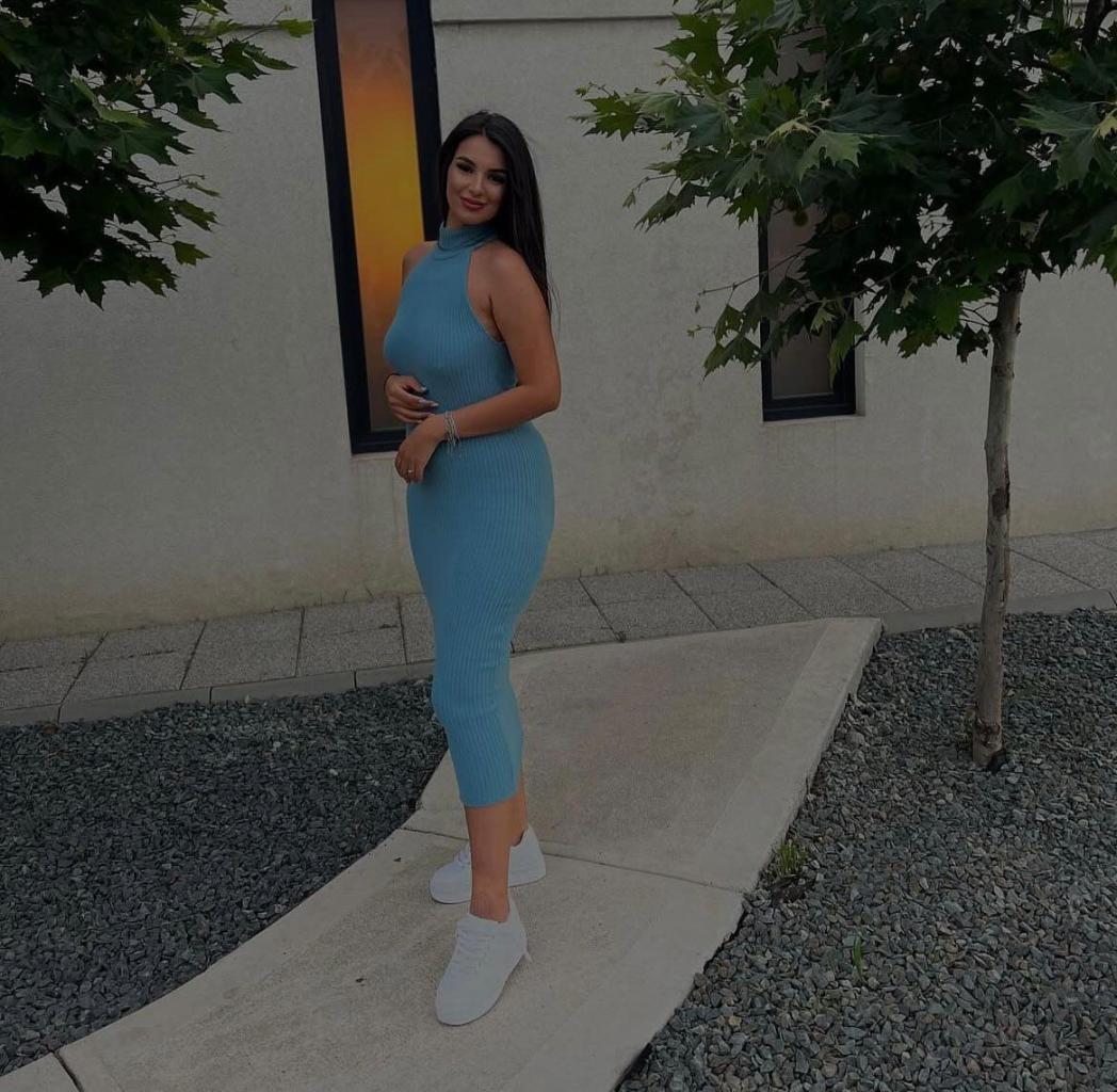 668169811: Chica busca chico en Málaga