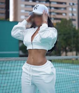654456603: Chica busca chico en Cádiz