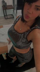 692925674: Chica busca chico en Barcelona