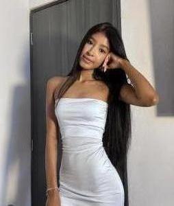 613891596: Chica busca chico en Orense
