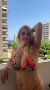691325975: Chica busca chico en Alicante