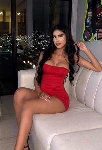 611345594: Chica busca chico en Madrid