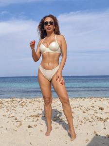 643872518: Travesti en Formentera