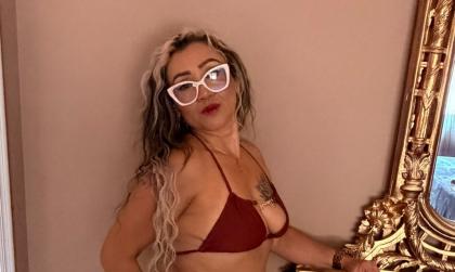 613635993: Chica busca chico en Barcelona