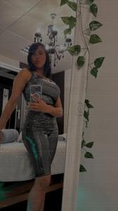 692925674: Chica busca chico en Barcelona