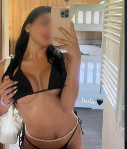 624906606: Chica busca chico en Sevilla