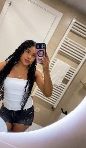 662232361: Chica busca chico en Sevilla