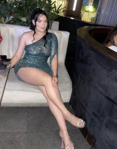 631351740: Chica busca chico en Madrid