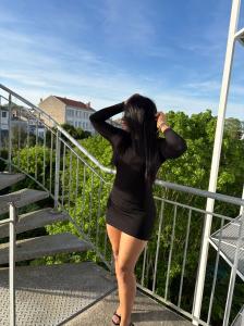 650401550: Chica busca chico en Barcelona