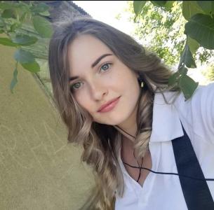 613207338: Chica busca chico en Cádiz