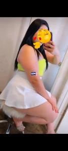 631696489: Chica busca chico en Barcelona