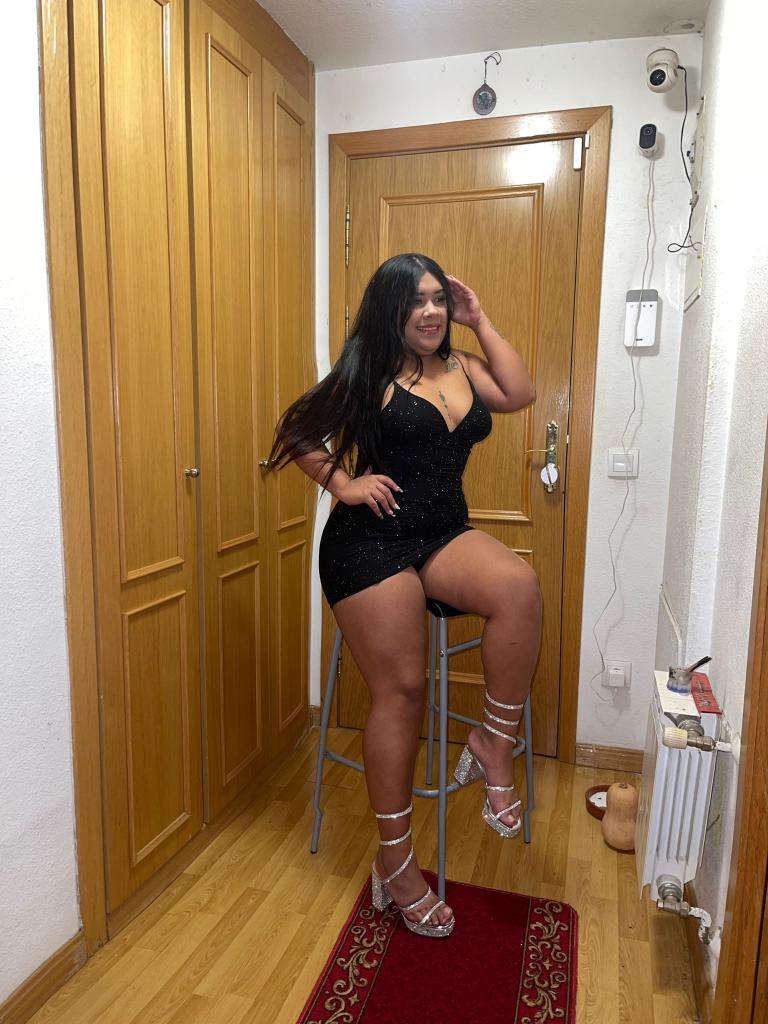 607166298: Chica busca chico en Málaga