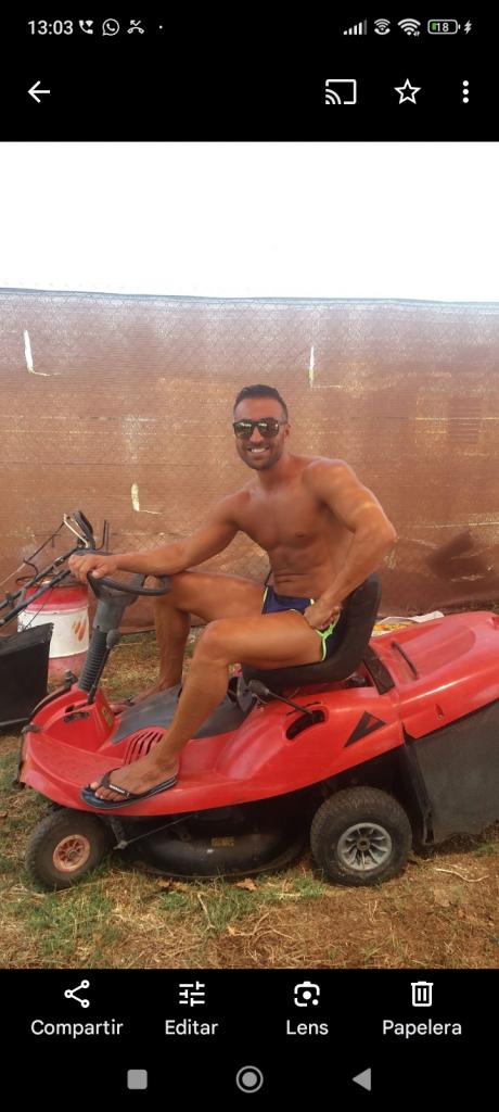 607481148: Chico busca chica en Sevilla