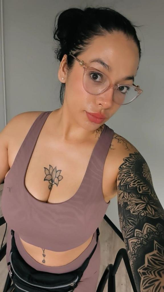 Chica busca chico en Cantabria: 