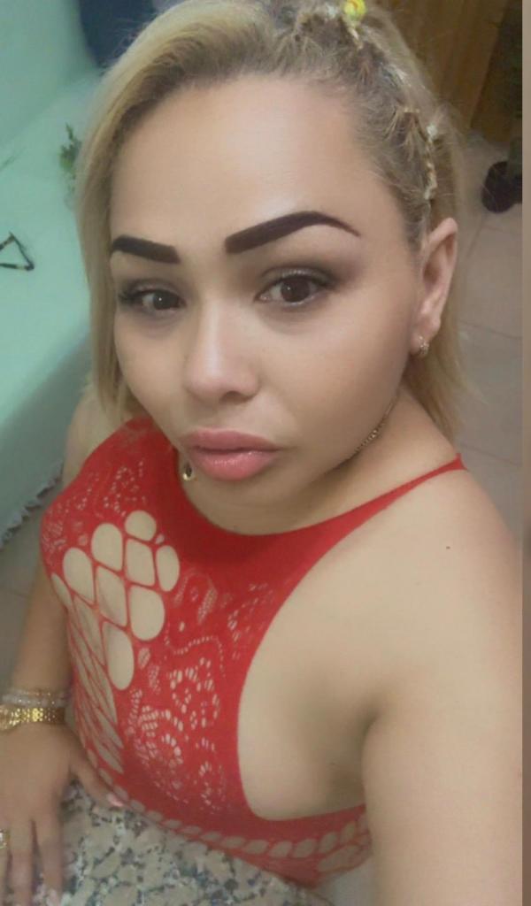 643234169: Chica busca chico en Cádiz