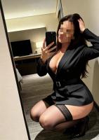 647140384: Chica busca chico en Madrid