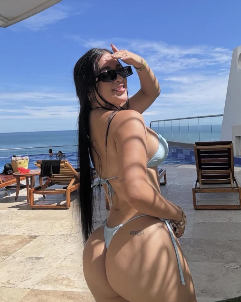 Chica busca chico en Málaga: Chica busca chico