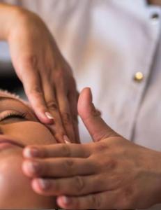 640860432: Chica busca chico en Málaga