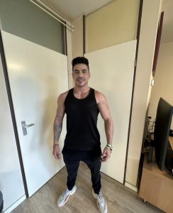 623320094: Chico busca chica en Madrid