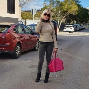 Chica busca chico en Mallorca: 