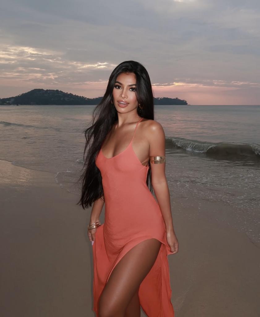 Chica busca chico en Mallorca: 