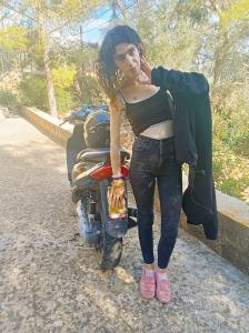 661026491: Chica busca chico en Mallorca