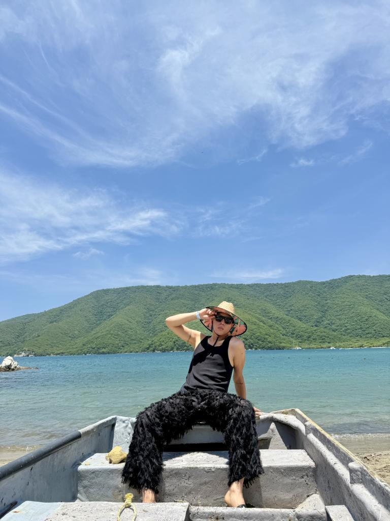 Chico busca chica en Ibiza: 