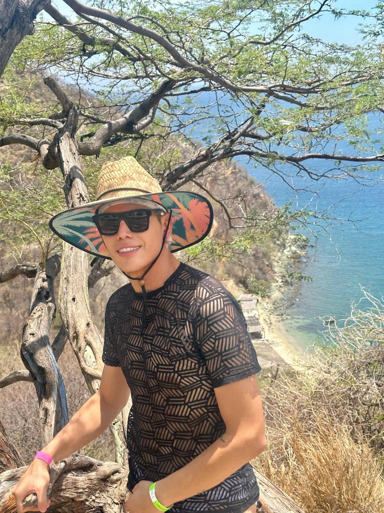 Chico busca chica en Ibiza: 