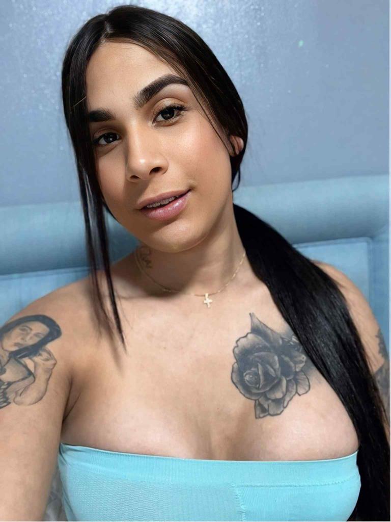 643223667: Transexual en La Coruña