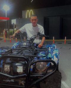 632436999: Chico busca chica en Mallorca