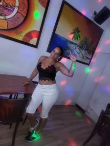 607297203: Chica busca chico en Málaga