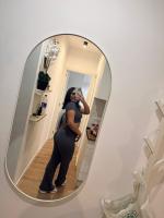 664189895: Chica busca chico en Madrid