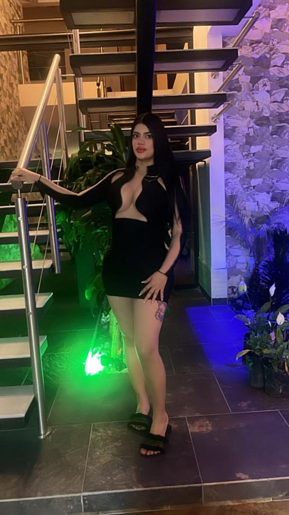 642463031: Chica busca chico en Menorca