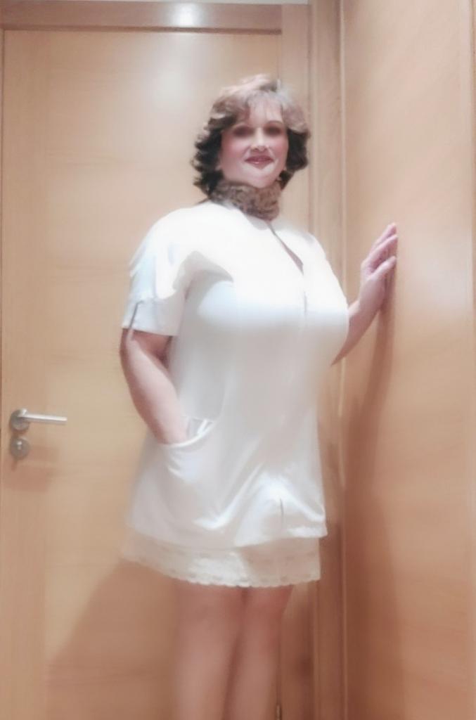 656607802: Chica busca chico en La Coruña