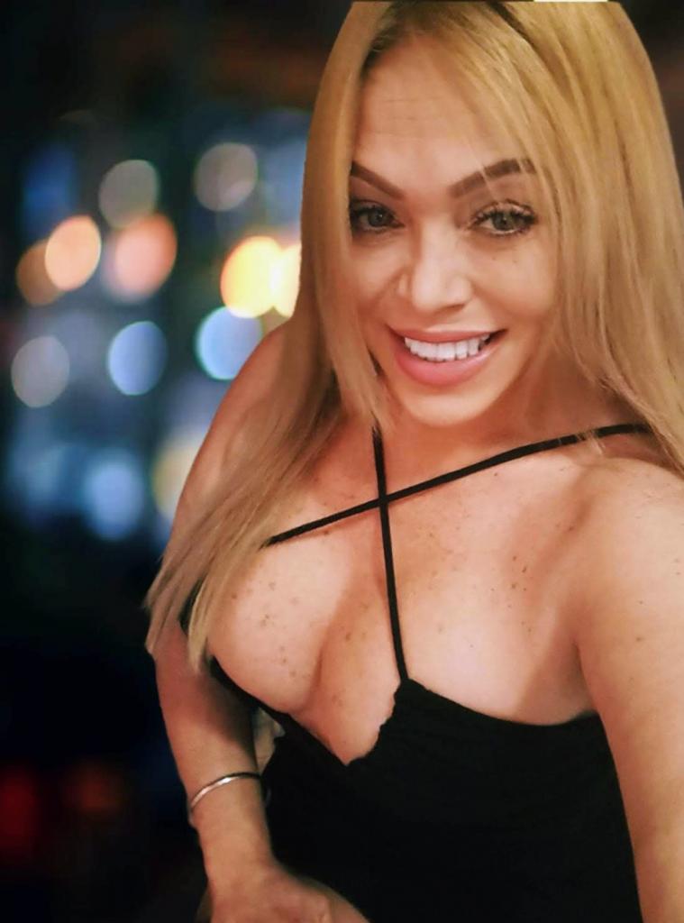 624384392: Chica busca chico en Cádiz